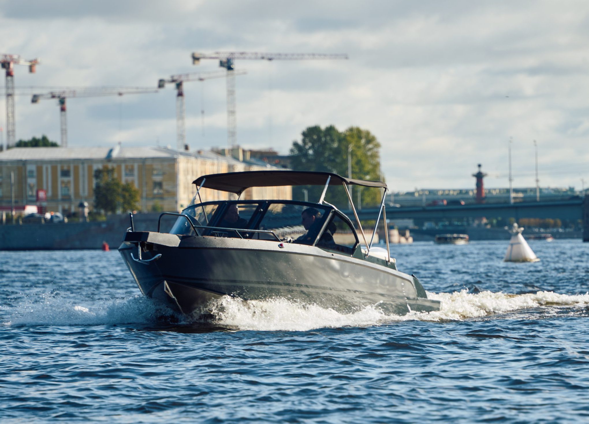 Vivat 680 BR (Bowrider)